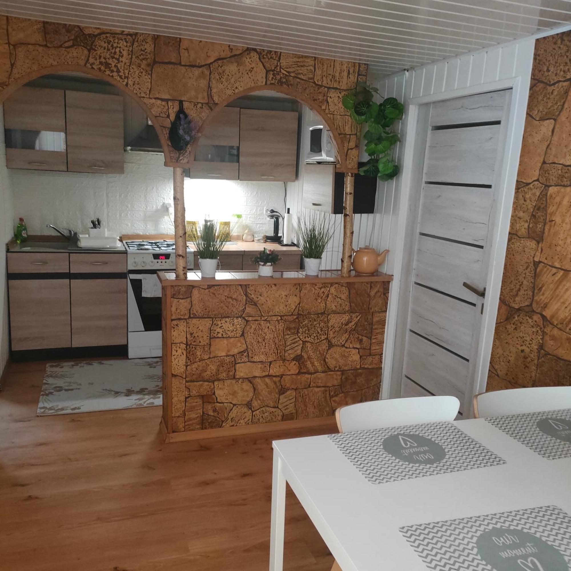 Domek W Slawie Przy Jeziorze Na Galerach Slawa Luaran gambar
